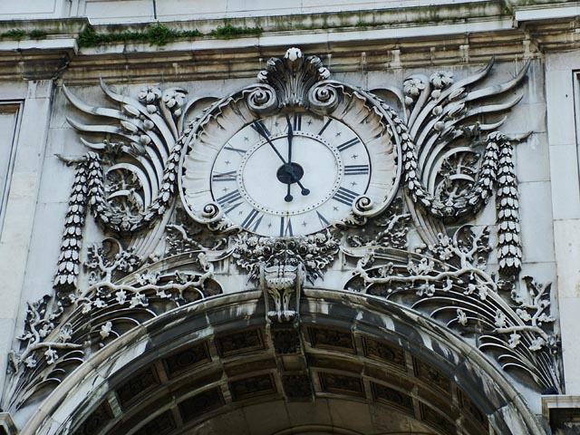 The clock on the Arch