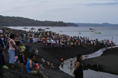 Batu Putih Village - North Sulawesi - Boat Races