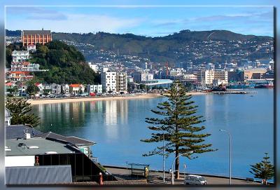 29 April 04 - Oriental Bay, Wellington