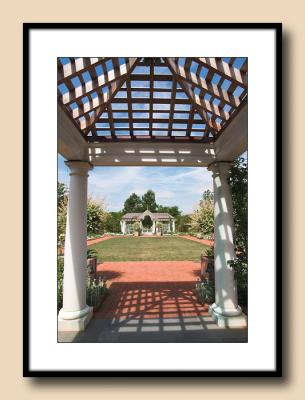u44/picnic/medium/28579635.6627whitegardenStowecopy.jpg