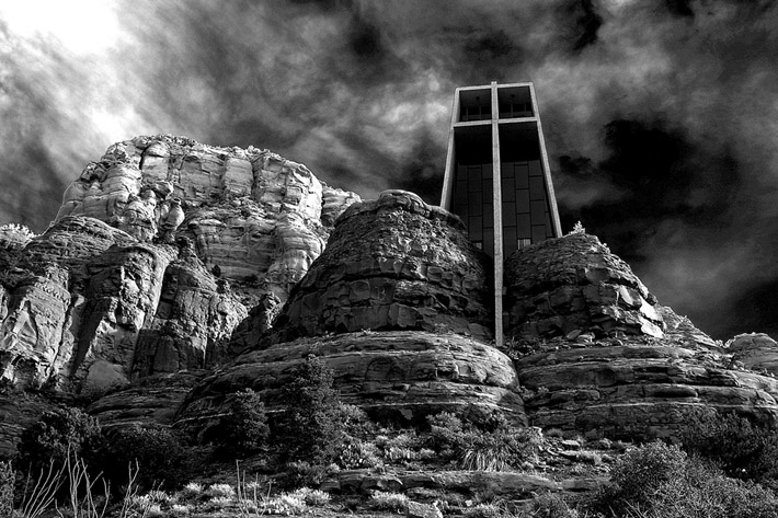Church on the rocks b/w