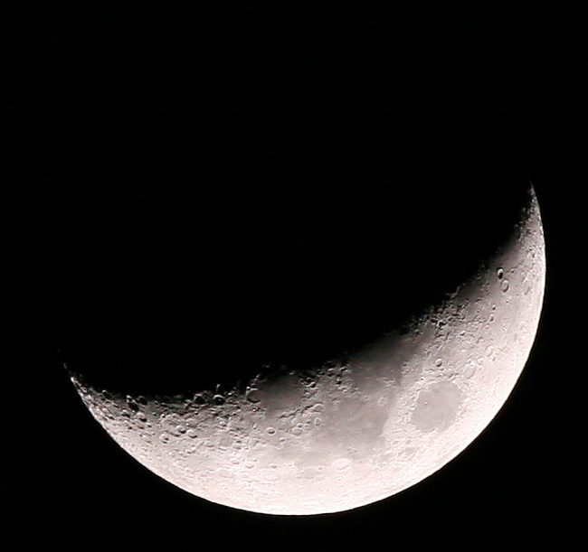 2005-02-13: Waxing Moon