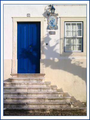 25.04.2004 ... Beautiful portuguese door ...