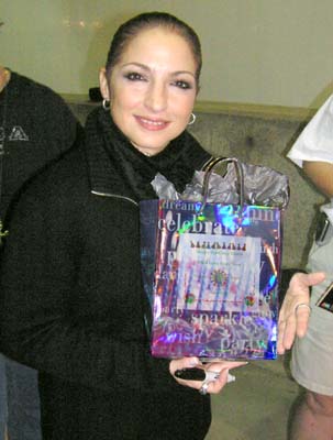 Gloria with Gift