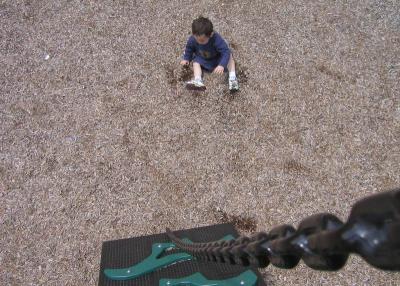 040426_Michael_playground_01.jpg