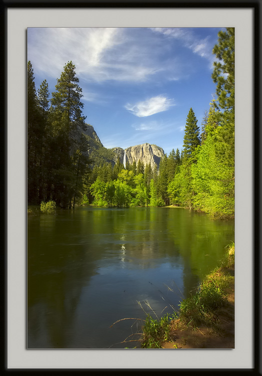 0202 Yosemite Falls from Merced River.jpg
