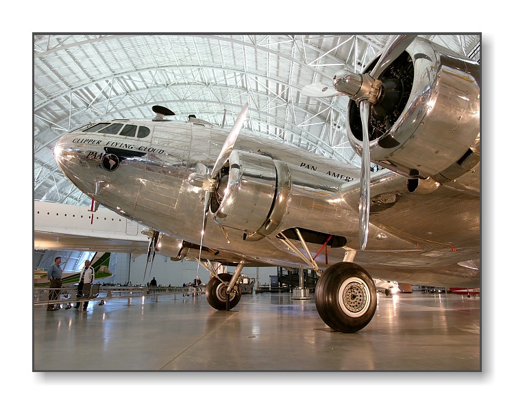 <b>Boeing B307 </b><i>Clipper Flying Cloud</i><br><font size=2>Smithsonian Udvar-Hazy Center,<br>Virginia