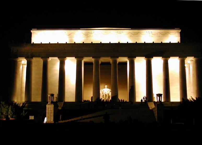 Lincoln Memorial at 9 PM