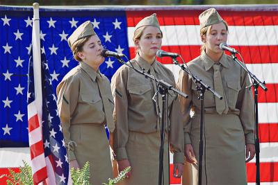 Andrews Sisters