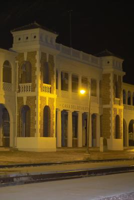 1911 harvey house restaurant in barstow train station