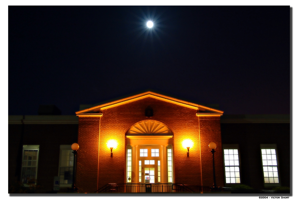 <B>Moon Over Post Office</B><BR><FONT size=2>by Victor Short</FONT>