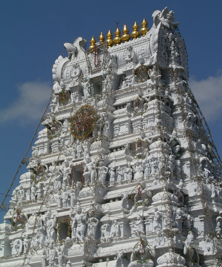 gOpuram