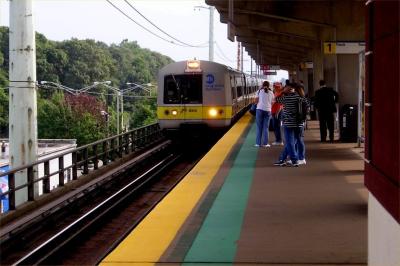 Westbound train from Merrick