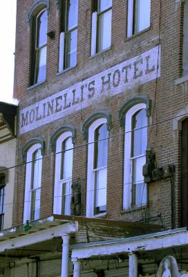 Molinelli's Hotel