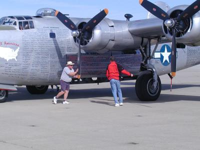 Turninem thru B-24.jpg