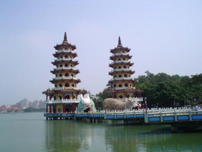 Gaoxiong - Twin Pagodas