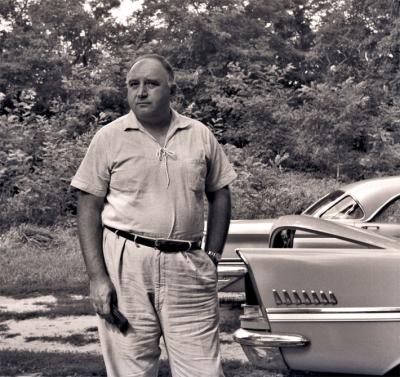 34-2,Leo,car.jpg