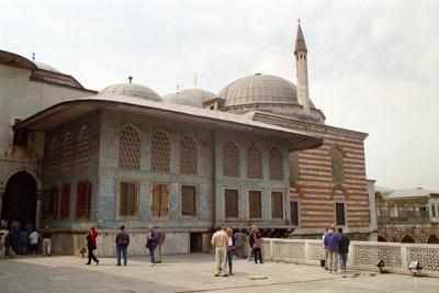 u45/bmcmorrow/medium/34679916.topkapi0018.jpg