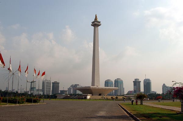 Monumen Nasional (Monas), Merdeka Square