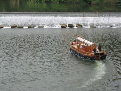 Albi: gabarre (boat) on the Tarn