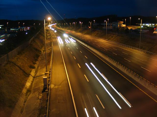 Night view of 2'nd freeway