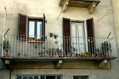 LaMorra balcony