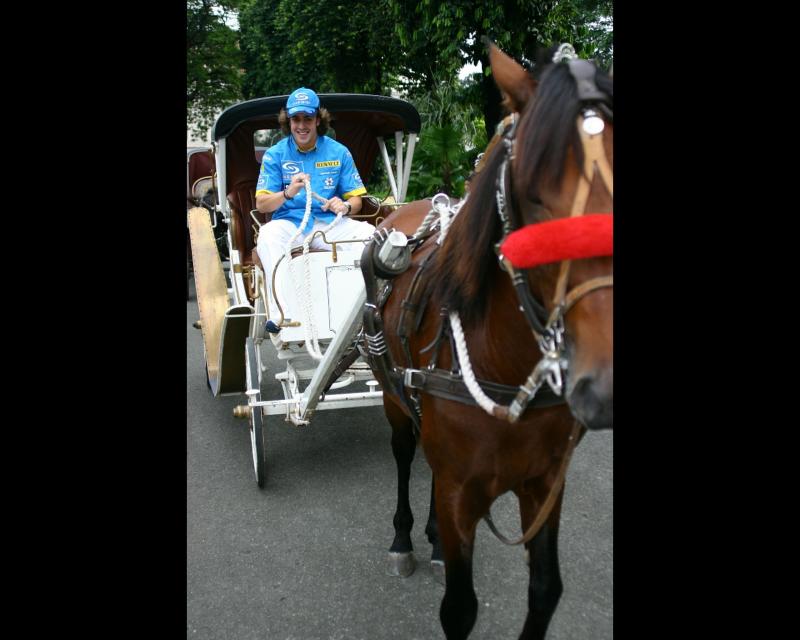Alonso in Intramuros