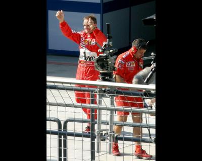 Rubens celebrates pole victory