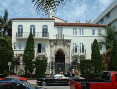 Versace Mansion - Ocean Drive