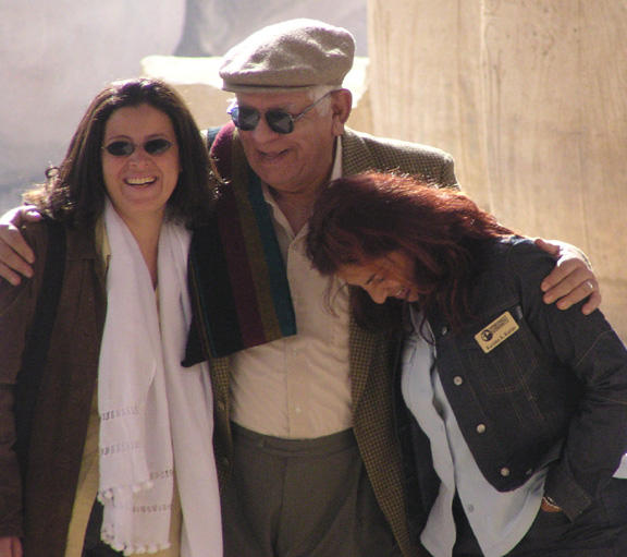 Egyptologist with Ola & Karina