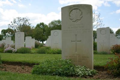 Cintheaux - Canadian Cemetery