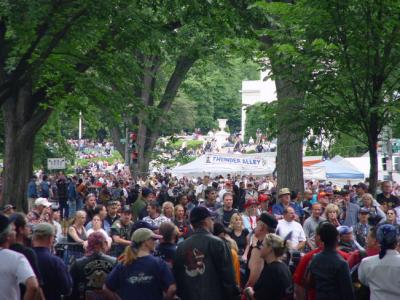 another shot along Constitution Ave.....