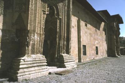 Divrigi Ulu Mosque West facade b