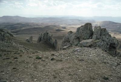 Doğubeyazit walk along ridge 3b