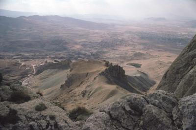 Doğubeyazit walk along ridge 4b