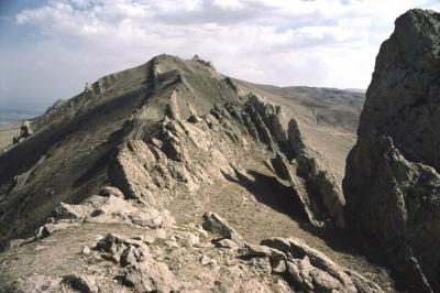 Doğubeyazit walk along ridge 7b