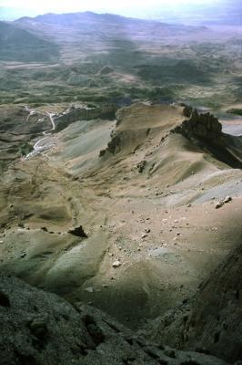 Doğubeyazit walk along ridge 8b