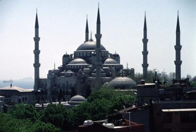 Istanbul Blue Mosque wide 1