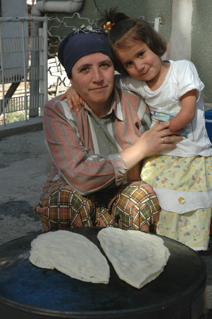 Niksar gozleme making