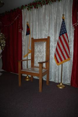 IglsiaPntcstlChair.jpg
