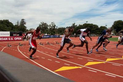 u45/ejcpa/medium/29612513.MauriceGreeneonthewaytotyingtheworldrecord.jpg