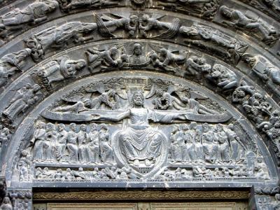Scenes of Last Judgment on central portal
