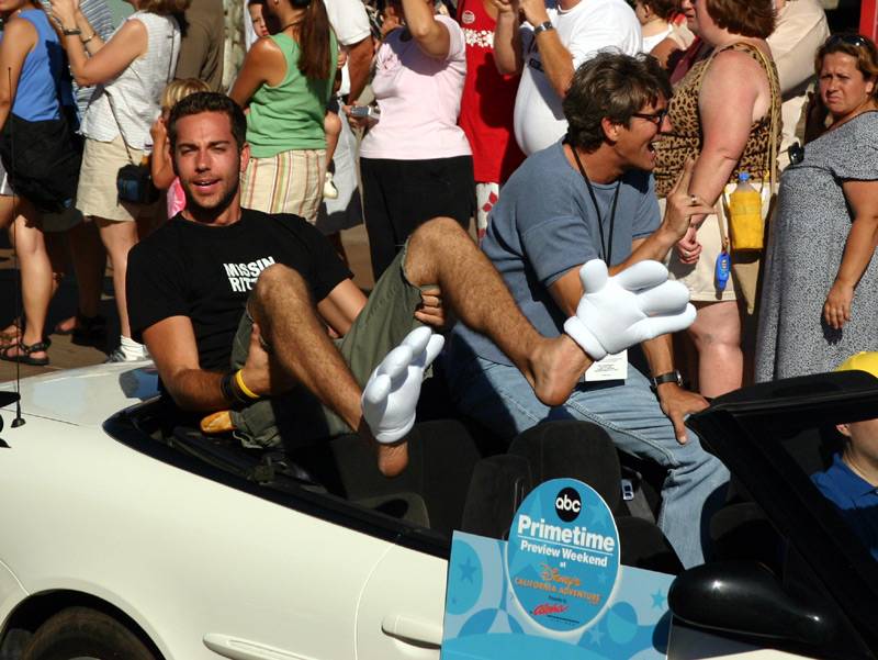 Zachary Levi-Kipp, Eric Roberts-Will  Less Than Perfect
