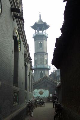 The Great Mosque (Qingzhen dasi),was built during the reign of Emperor Kangxi of the Qing Dynasty (1644-1911 AD)
