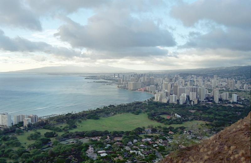 42C-02 Kapi`olani Park and Waikiki