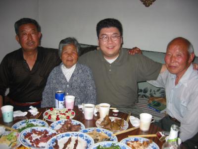 u45/grasshopper216/medium/29603140.Grandmotherscousinsandsister.jpg