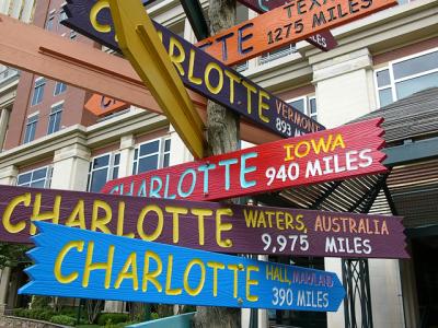 u45/gusto/medium/29053105.Charlottesigns1.jpg