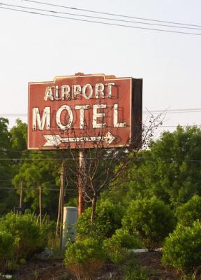 airport motel
