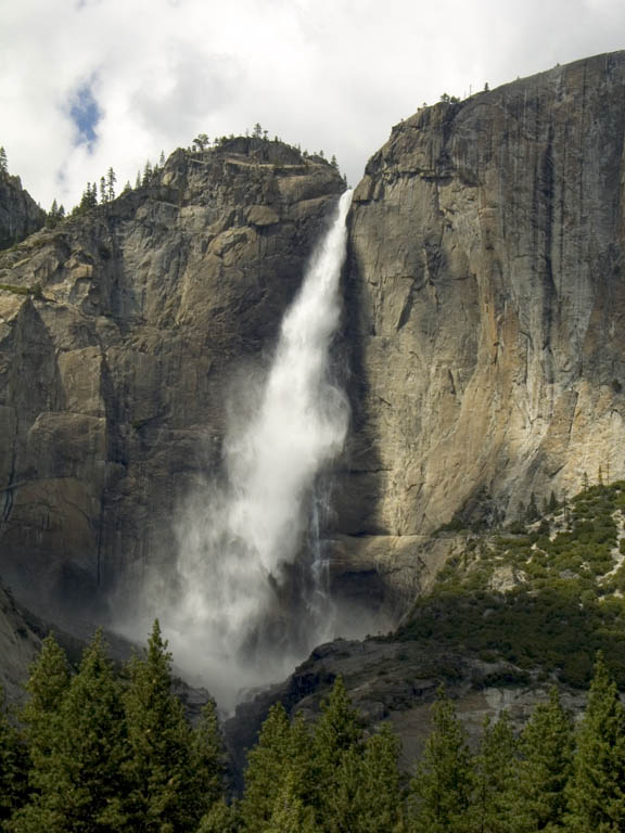 Upper Yosemite Fall [D]