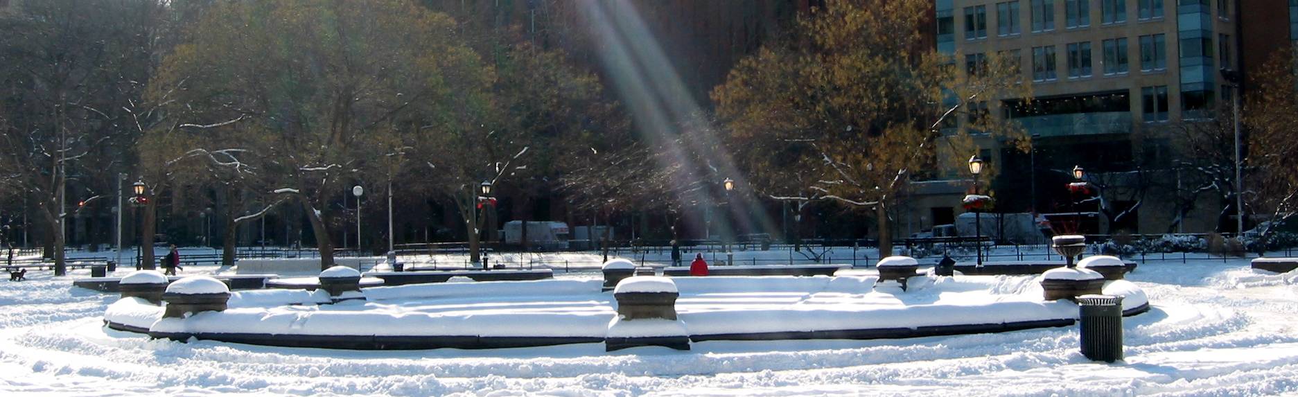 Park Fountain Sun Spotlight